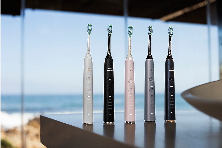 Andy Mossack reviews the Sonicare DiamondClean electric toothbrush.