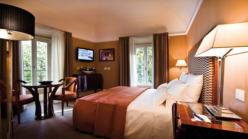 Jumeirah Grand Hotel Via Veneto - Corner Suite bedroom