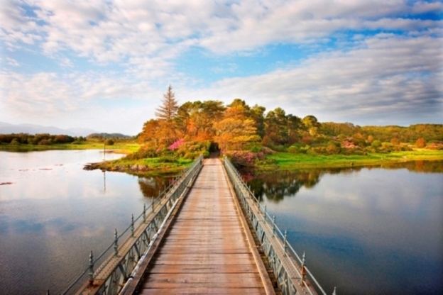 Andy Mossack stays at the Isle of Eriska Hotel and discovers it's not everyday a hotel as its own island.