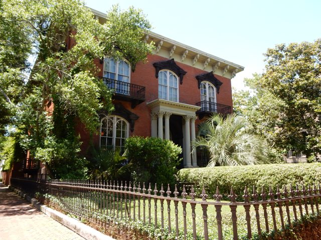 Isabel Conway offers up her personal guide to Savannah, Georgia's crown jewel.