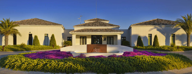 Andy Mossack reviews Las Colinas Golf and Country Club and finds a golfing haven of peace and luxury on the Costa Blanca
