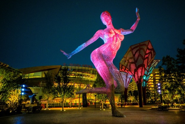 Mike Gerrard reveals the arty side of Las Vegas, which proves Sin City does have class and culture. Bliss Dance by Night credit Barry Torantosm