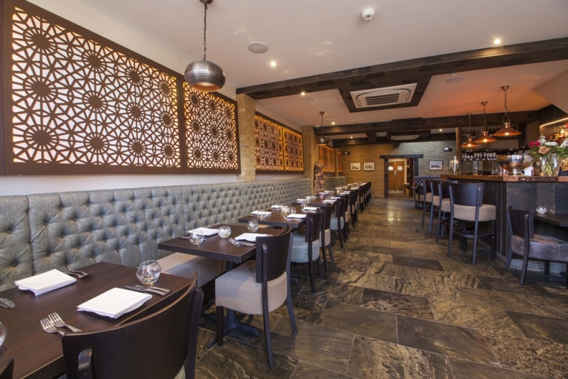 Andy Mossack reviews The Grand Trunk Road Restaurant and finds Mayfair has come to South Woodford.