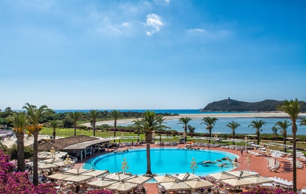 Andy Mossack reviews the Pullman Timi Ama Hotel in Sardinia