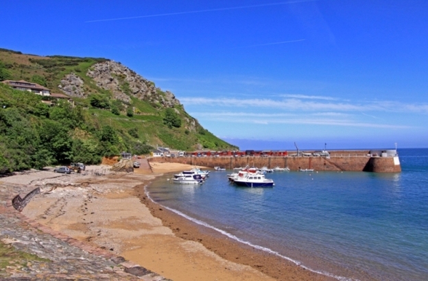 insider guide to Jersey Bonne Nuit Bay