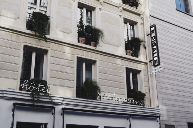 Le Pigalle Hotel Rue Frochot IMG 3739