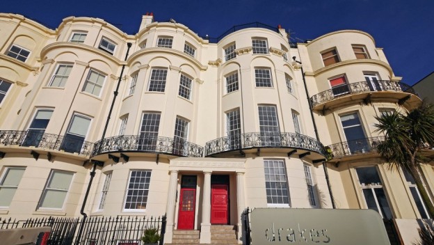 front wide 2 w1200h677