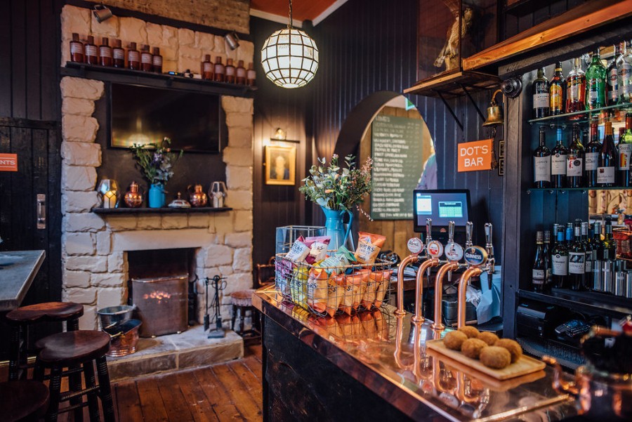 Andy Mossack reviews the Colton Arms Supper Club