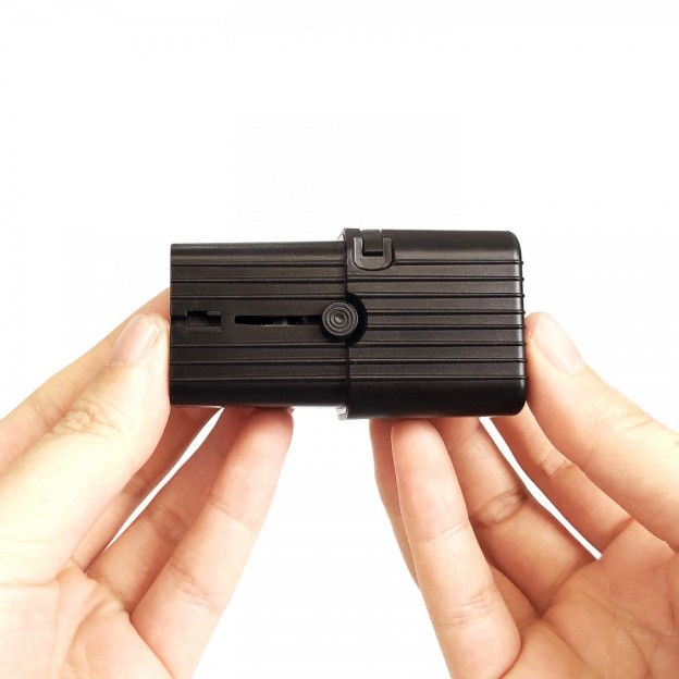 Evo The World's Smallest Travel Adapter