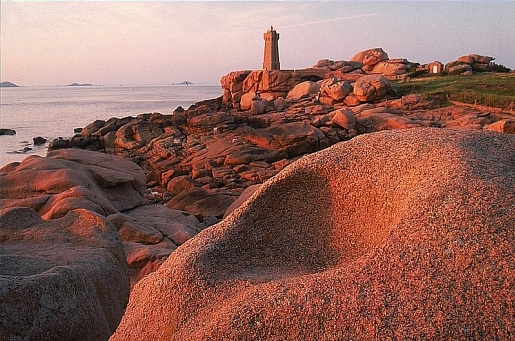 guide to the pink granite coast of Brittany 