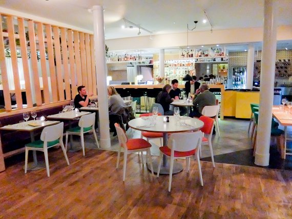 It doesn’t happen very often that restaurants exceed expectations, but Chef Ruth Hansom’s cooking does exactly that at Pomona's Restaurant.