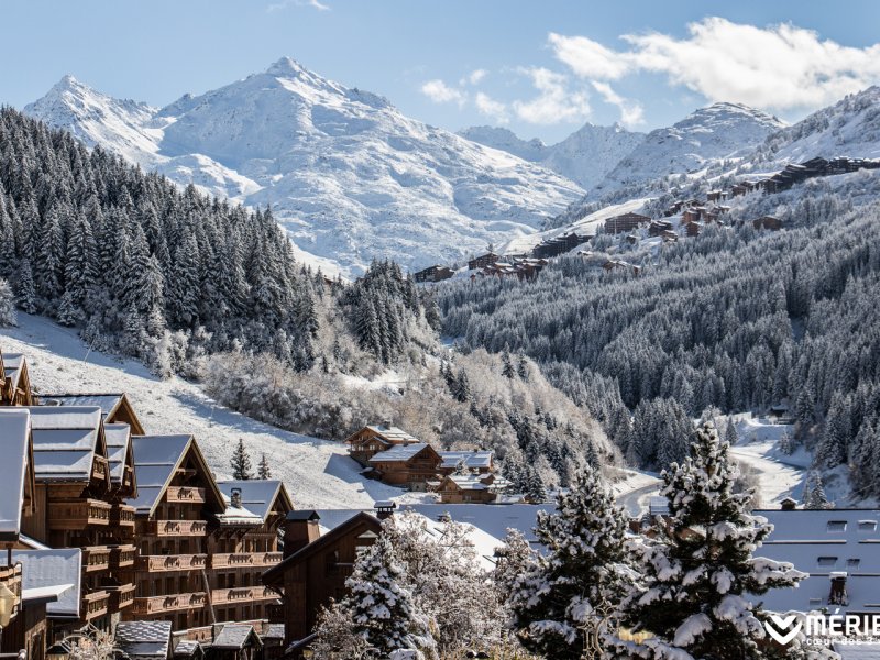 Isabel Conway offers her Insider Guide to Meribel in Winter. view of the snowy peaks from LHevana Meribel 002