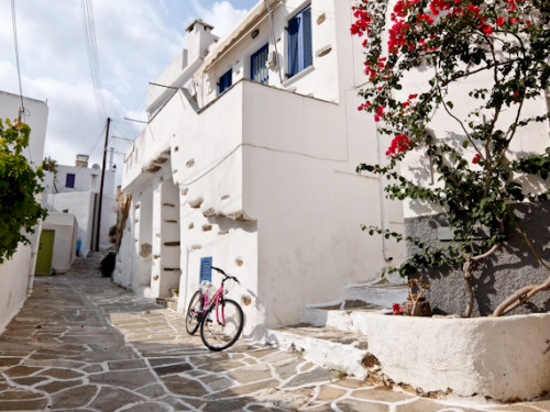 Back street Lefkes Paros e1602758860770