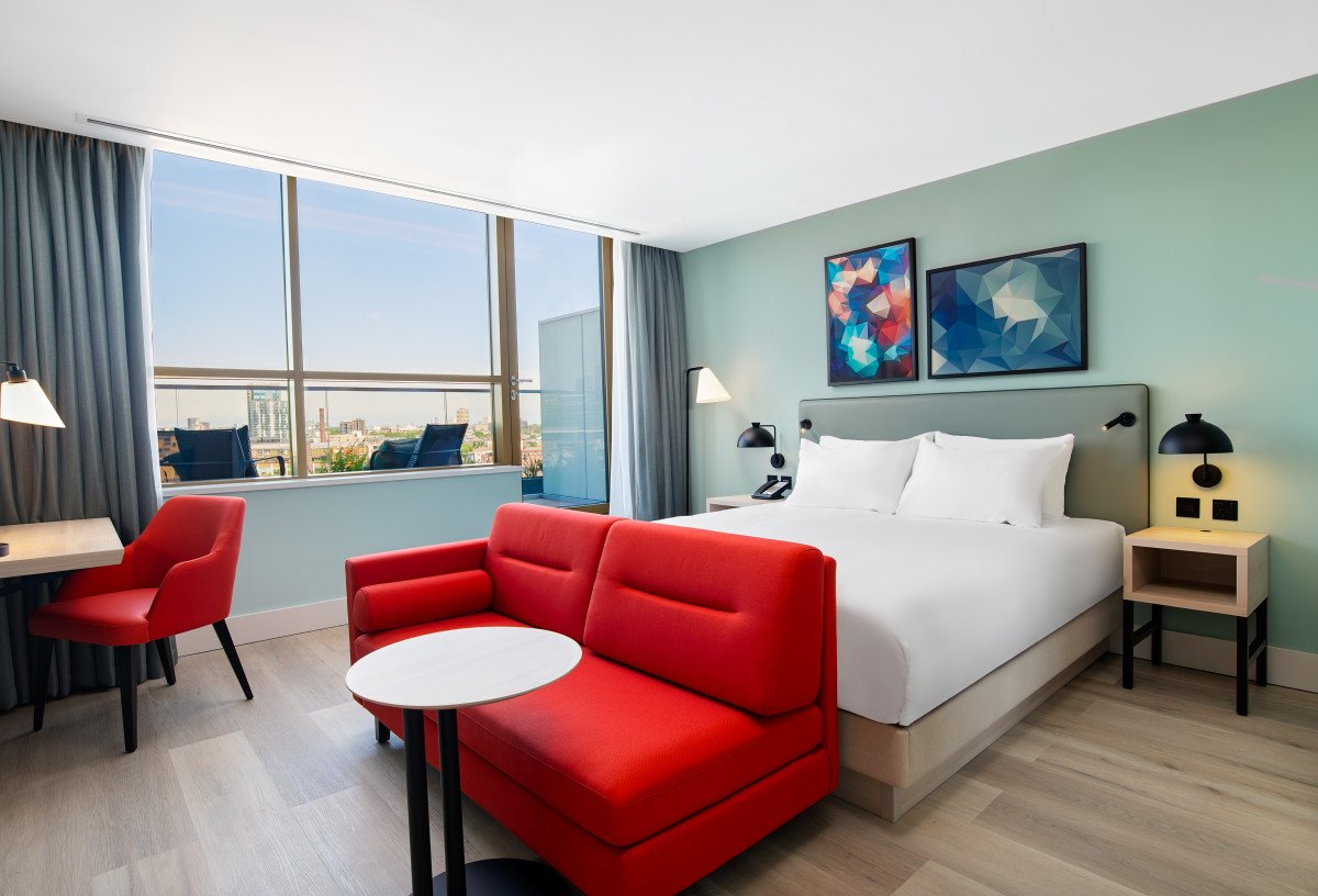 Hyatt Place London City East Bedroom