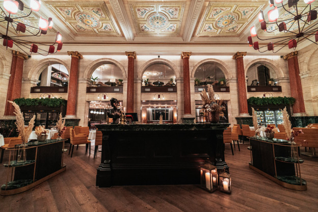Main dining hall e1637942699256