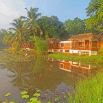 Solange Hando discovers Coconut Lagoon, a lush heritage resort nestling among the palm groves and waterways of South India. TR Kerala cgh 2 villas IMG 3932 copy e1642674383594