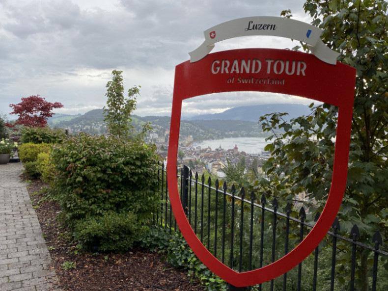 Lucerne Grand Tour sign (C) Andy Mossack