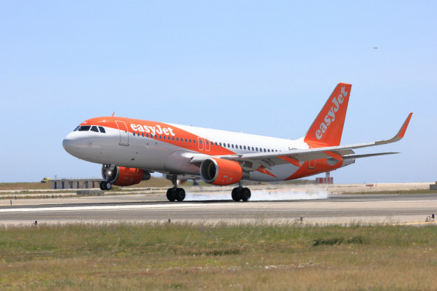 easyJet launches new routes