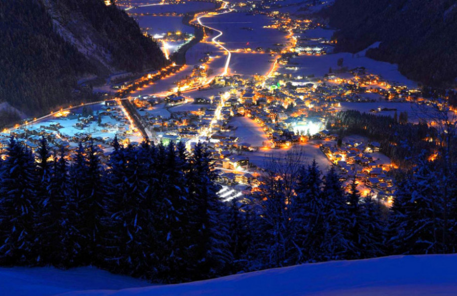 Mayrhofen lights