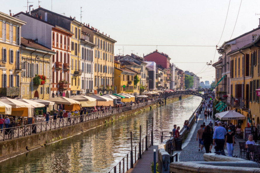 Naviglio Grande pic by @francesco.dirosa 3 e1701952634906