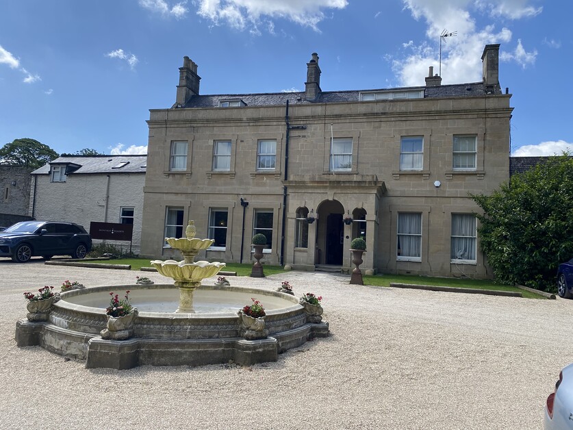 Montigo Resorts at Charlton House. Enjoy dog-friendly luxury in Somerset.