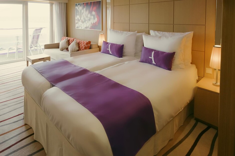 Marion Ainge joins Ambassador Cruise Line’s sailing to Normandy, The Netherlands, Belgium And Isles of Scilly.