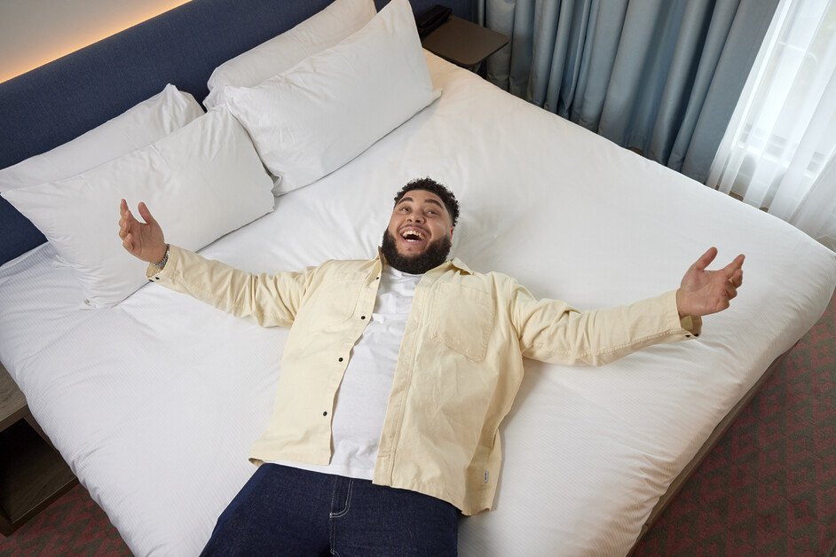 The Smile Effect:  Hampton by Hilton Proves Great Service is the Ultimate Travel Upgrade.