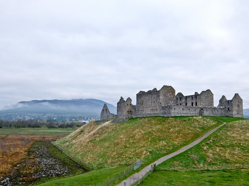 Rupert Parker Walks And Bikes as he offers his guide to The Speyside Way.