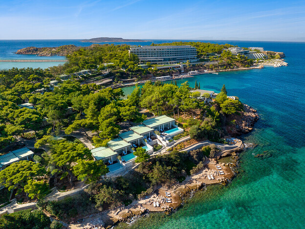 2 unmissable luxury hotels on the Athens Riviera