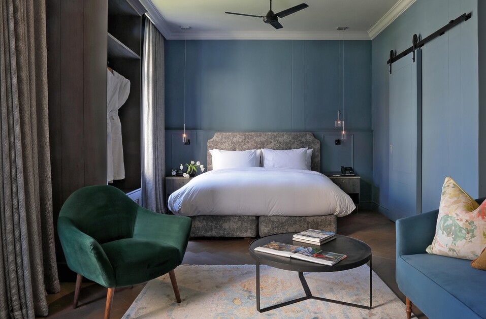 Frank Mannion is cocooned on a trip to Cape Town at the Labotessa Luxury Boutique Hotel