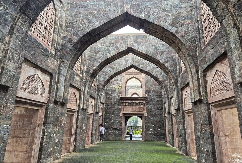 Mark Nicholls explores Mandu the rural heart of India and discovers a forgotten city.