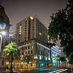 Frank Mannion reviews the Taj Cape Town and finds the former bank building transformed into an opulent luxury hotel.