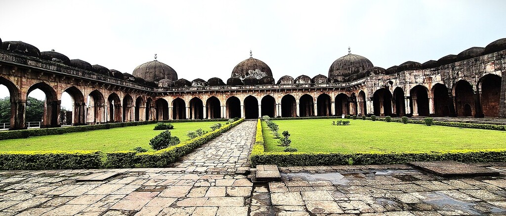 Mark Nicholls explores Mandu the rural heart of India and discovers a forgotten city.