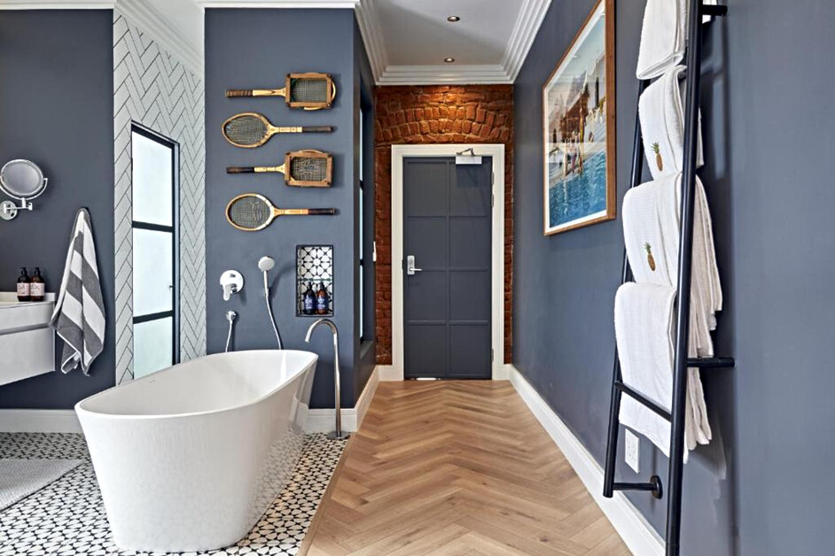 Sarah Kingdom checks in at Pineapple House Boutique Hotel, where creative design meets genuine hospitality, in one of Cape Town’s most walkable neighbourhoods.