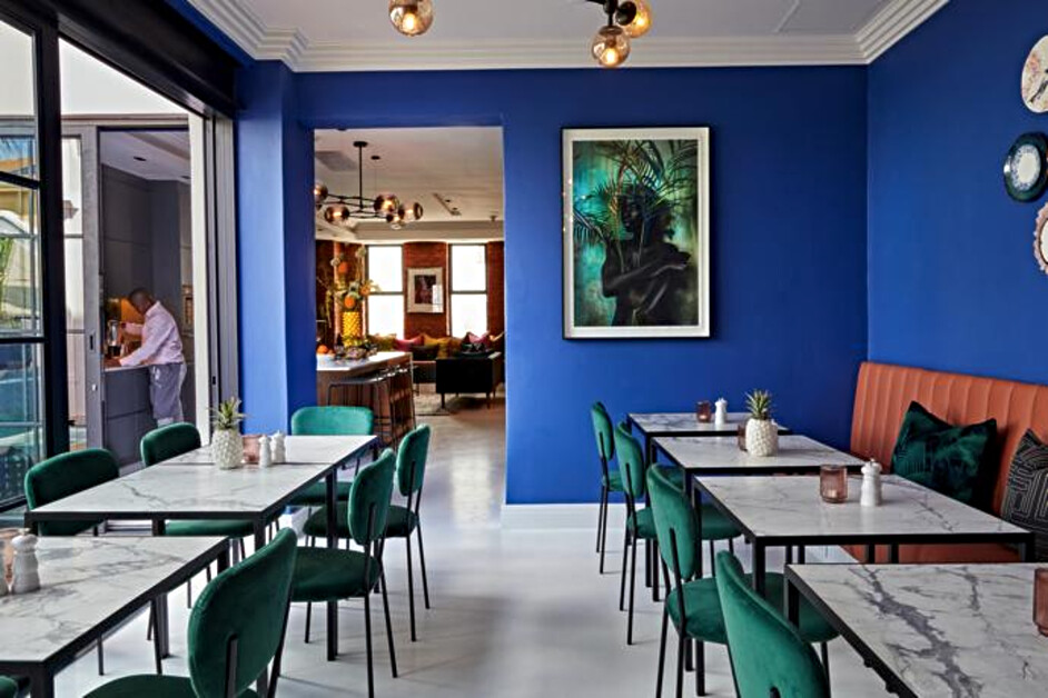 Sarah Kingdom checks in at Pineapple House Boutique Hotel, where creative design meets genuine hospitality, in one of Cape Town’s most walkable neighbourhoods.