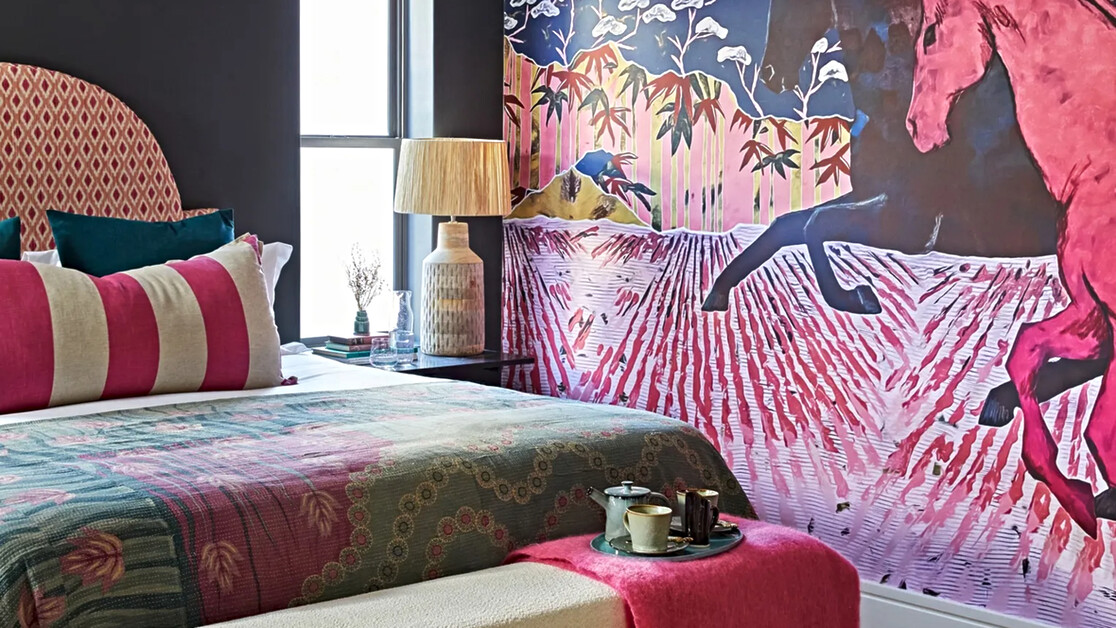 Sarah Kingdom checks in at Pineapple House Boutique Hotel, where creative design meets genuine hospitality, in one of Cape Town’s most walkable neighbourhoods.