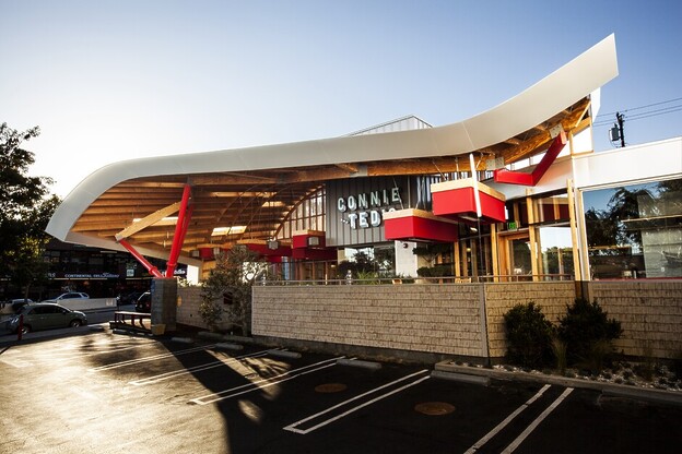 Anthea Gerrie Gets Down And Dirty With Clam And Lobster Shells At Fabulously Fishy Connie And Ted’s, West Hollywood