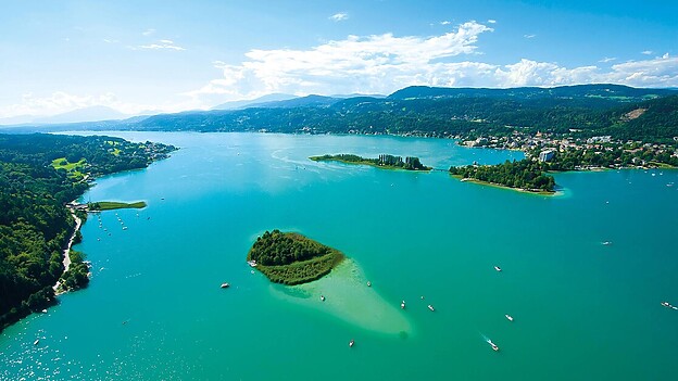 In his Insider Guide to Carinthia, Andy Mossack travels the less trodden paths of Southern Austria to uncover a beautiful region blessed with lakes, mountains and castles.