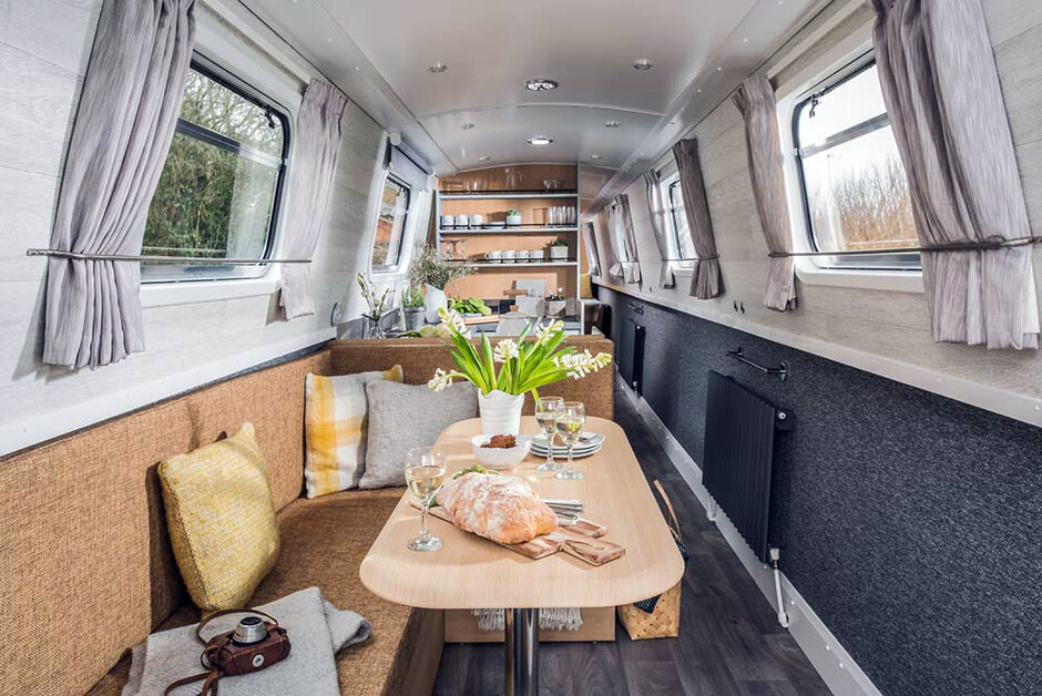 Black Prince Canal Boat Holidays. Discover the wonder of a Self-Drive Canal Cruise