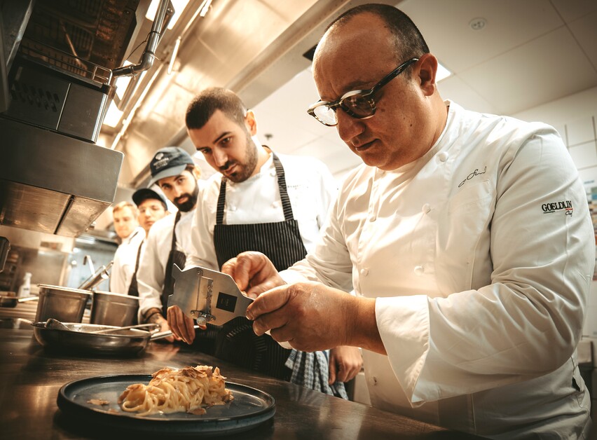 Anthea Gerrie Finds Sunshine In A Wintry Vienna In The Sicilian Cuisine Of Award-Winning Pastamara Bar Con Cucina