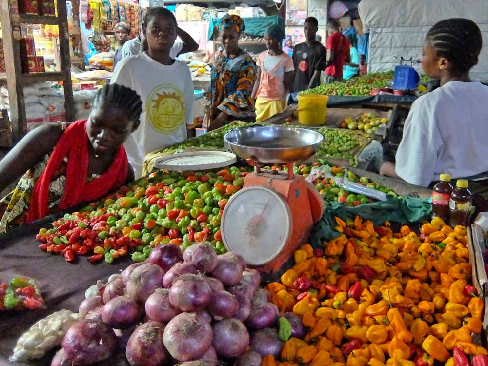 In his Essential Guide to Côte d’Ivoire Rupert Parker is a hit wih his idiot dancing.