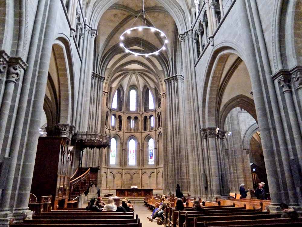 Rupert Parker gets on buses, boats and trains to go day tripping around Lausanne.