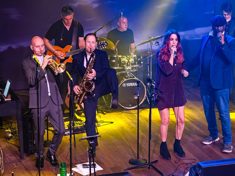 Jack Leigh visits the Emerald Theatre on London’s Embankment to see the Van Morrison Alumni Band.