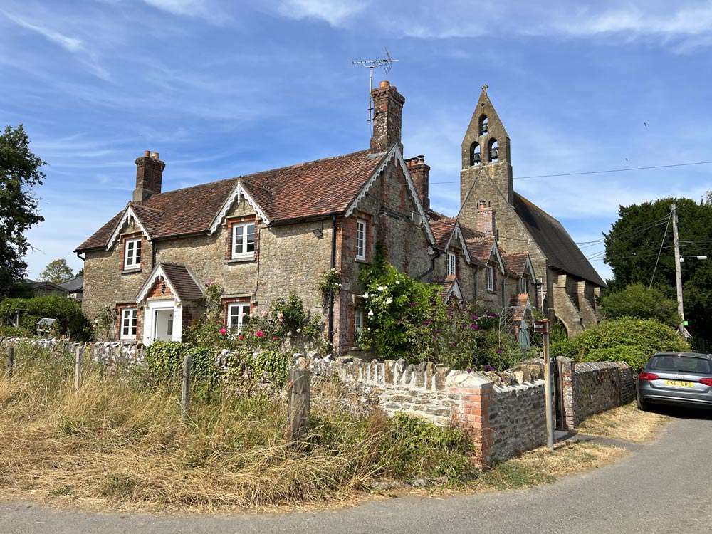 Beverley Watts stays at Moorleaze. An eco-aware cottage retreat in rural England, and finds it definitely the way to recalibrate your life and chill out.