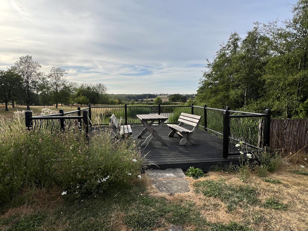 Beverley Watts stays at Moorleaze. An eco-aware cottage retreat in rural England, and finds it definitely the way to recalibrate your life and chill out.